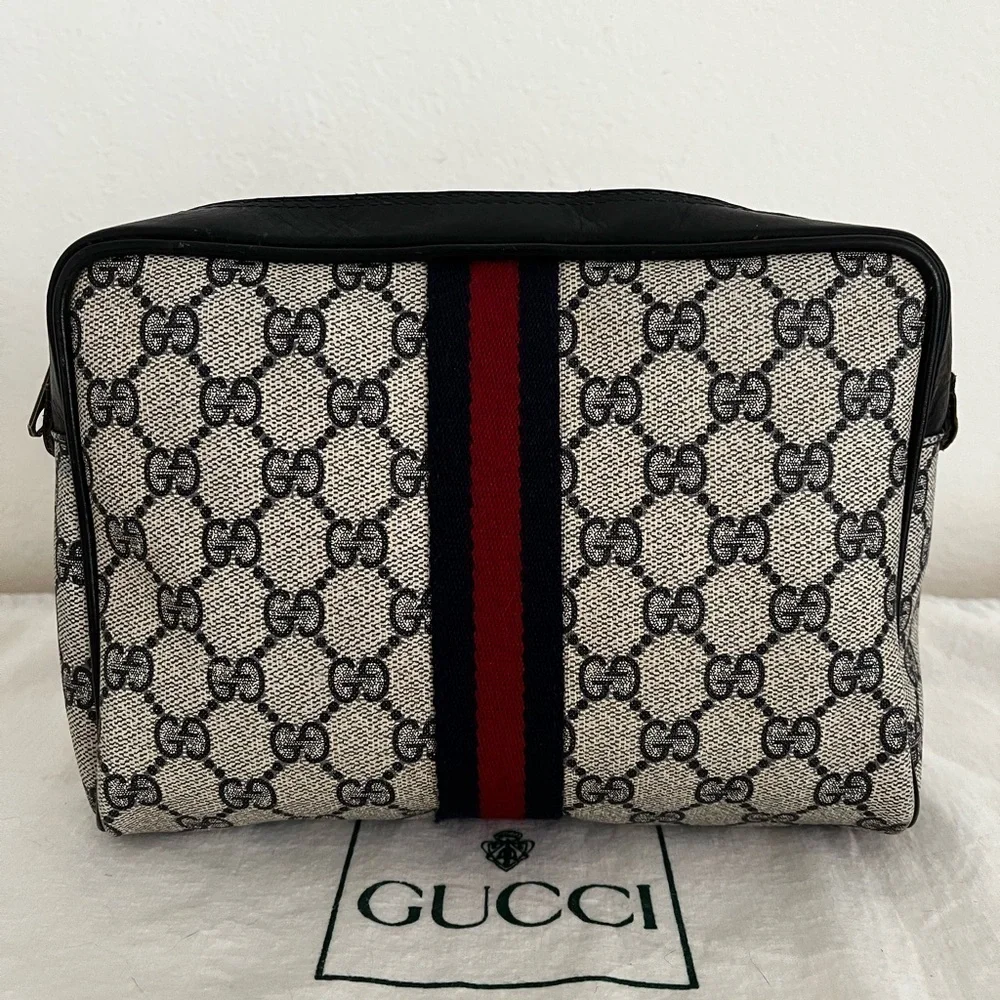 Gucci Blue GG Supreme Sherry Line Clutch Cosmetic Pouch Late1970s-84 Collectible